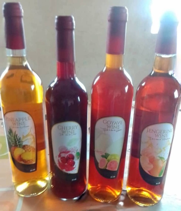 Vin de Goyave ,  Mangue,  Cerise,  Orange